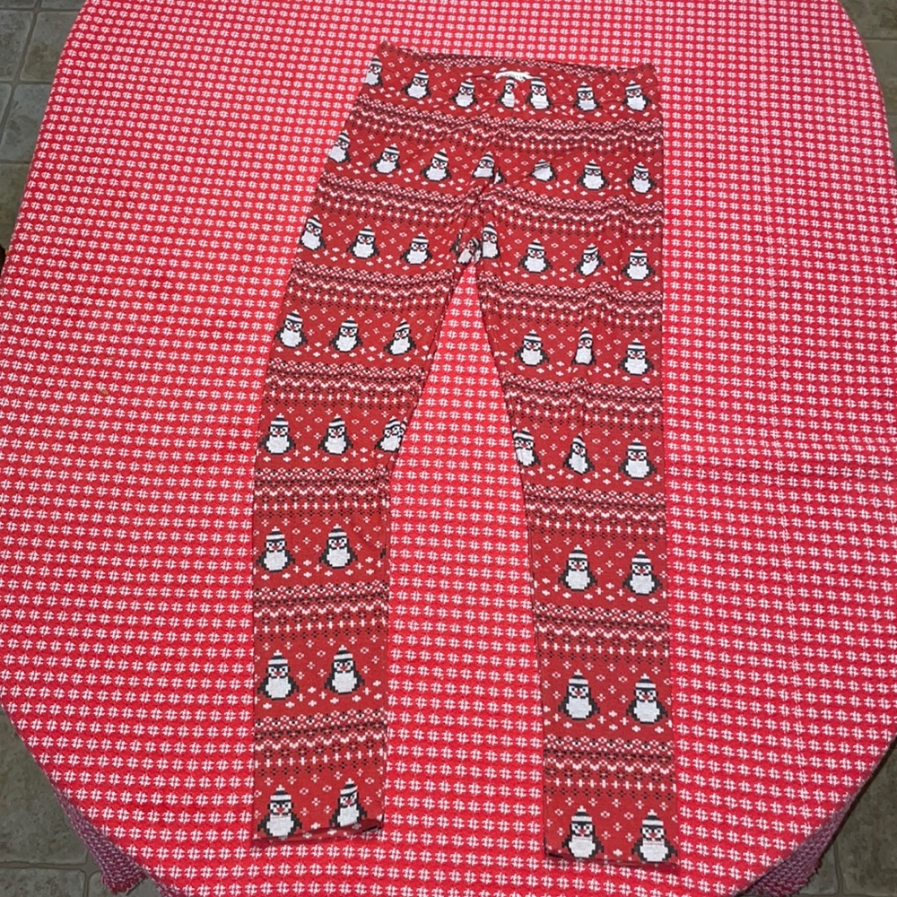 Bethany Mota penguin leggings